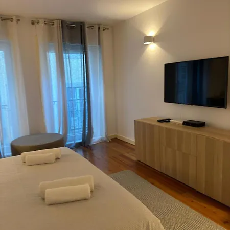 Quarto Premium Centro - Com Wc Partilhado