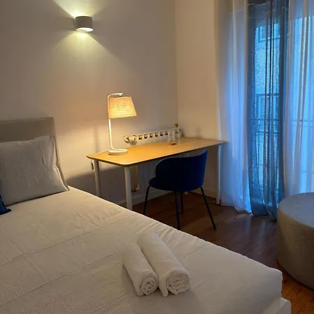 Quarto Premium Centro - Com Wc Partilhado Homestay szállás Lisboa